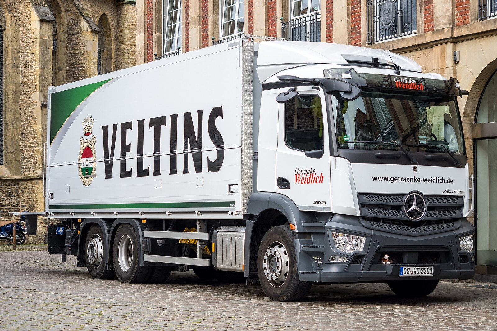 Mercedes-Benz Actros 2651 6x4 StreamSpace 2021